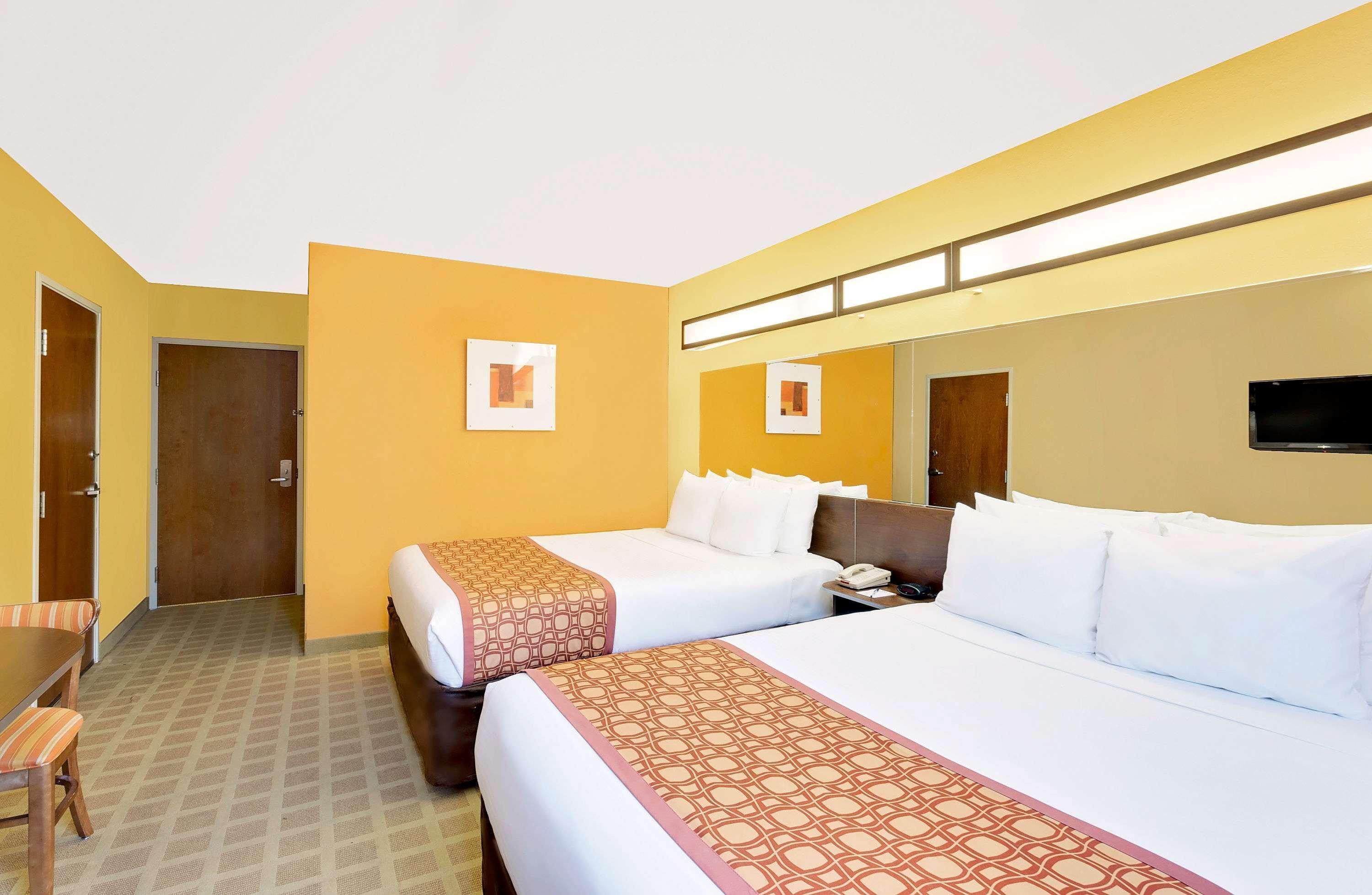 Microtel Inn & Suites By Wyndham Princeton Eksteriør bilde
